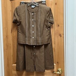 Cynthia Howie for Maggie boutique two piece linen skirt set